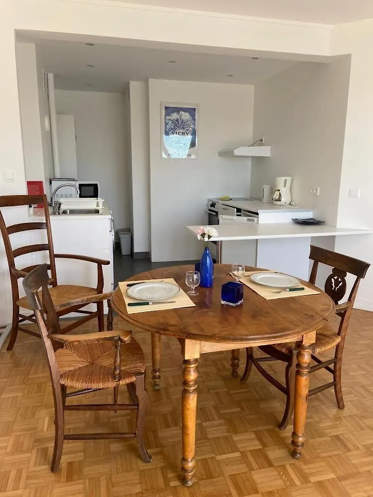 Le Roosevelt - Hypercentre - Balcon - Vue Apartment Vichy